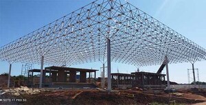 Inician montaje de estructura metálica para techo de Aduana en la zona primaria del Puente de la Integración | DIARIO PRIMERA PLANA