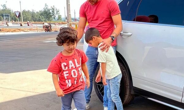 (VIDEO)Hijos de Tito Torres enternecieron las redes