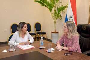 Primera Dama proyecta ejes de acción para el empoderameinto de la mujer junto al Ministerio del Trabajo - .::Agencia IP::.