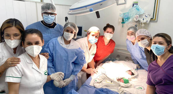 Fue al hospital por un dolor y dio a luz: estaba embarazada y no sabía