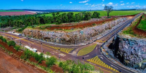 Autoridades de Japón verificaron obra del corredor Natalio-Cedrales