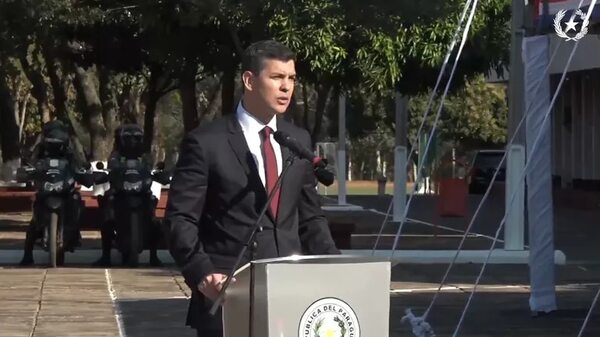AUDIO: Santiago Peña advierte a policías en su día: “Seremos rígidos en el cumplimiento de la ley” - A La Gran 7-30 - ABC Color