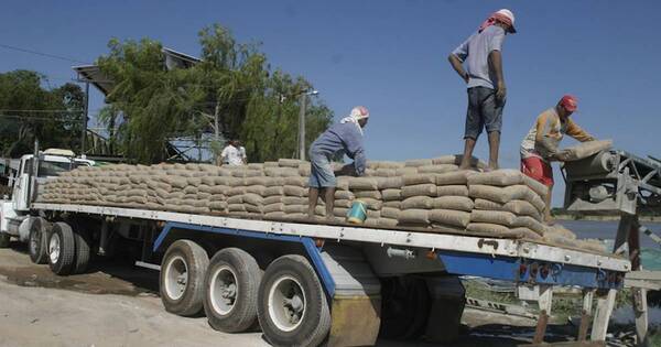 La Nación / Importación de cemento genera grandes perjuicios a industrias y distribuidoras