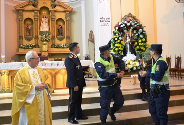 Meyer instó a la Policía a reflexionar y a tener como modelo a Jesús •