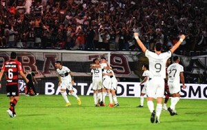 Olimpia sabe de remontadas – Prensa 5