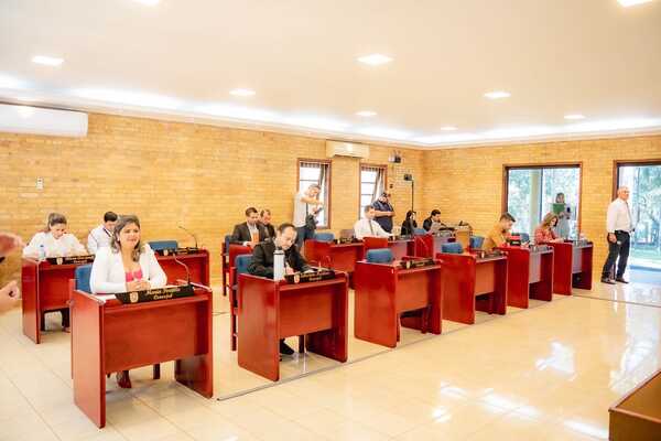 Edil pide que reductores de velocidad sean señalizadas - La Clave