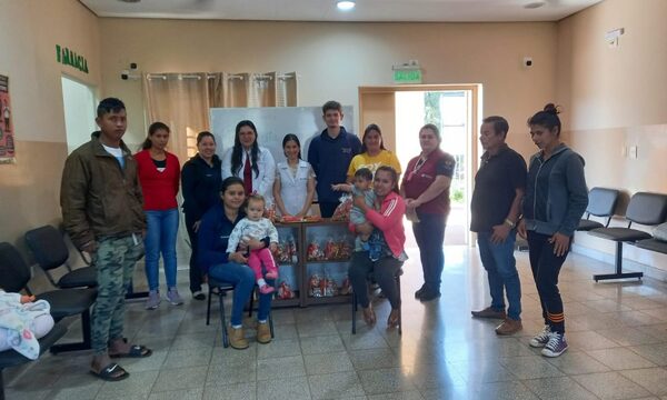 Orientan en cuidado prenatal