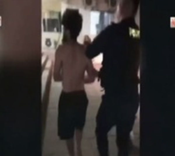 Vecinos redujeron a golpes a supuesto ladrón - Paraguay.com