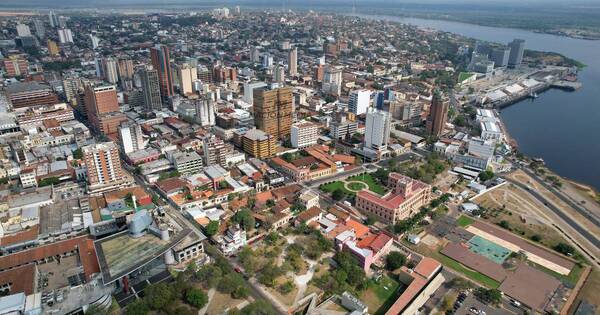 La Nación / Economía paraguaya es fuerte para transitar crisis económica de Argentina, afirman