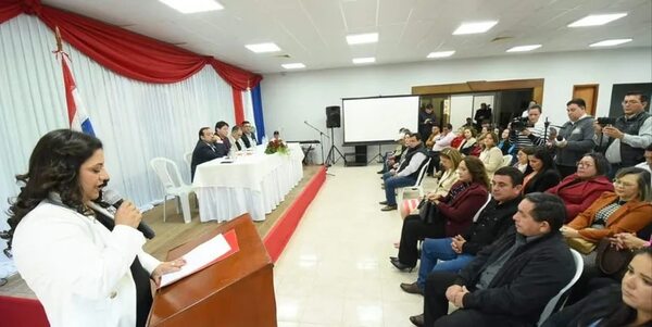 Asumió Sandra Morel como directora departamental de educación del MEC - Nacionales - ABC Color