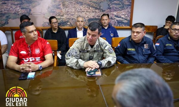 Coordinan logística de seguridad para el partido Paraguay – Perú