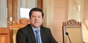 Gobierno de Paraguay anuncia plan para luchar contra el contrabando en zonas fronterizas - Revista PLUS