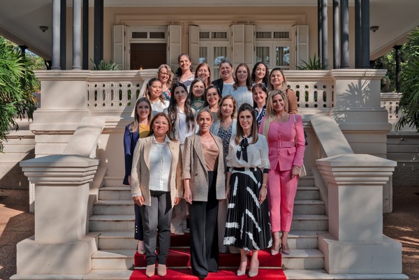 Alianza entre primera dama, gobernadoras y primeras damas departamentales - .::Agencia IP::.