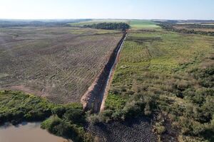 Procesan a propietario de terreno y empleados por delitos ambientales