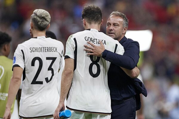 Versus / Flick deja fuera a Goretzka y Werner para amistosos de Alemania en septiembre