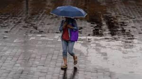 Jueves cálido, con cierta nubosidad, lluvias y tormentas puntuales