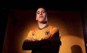 Wolverhampton da la bienvenida al paraguayo Enso González