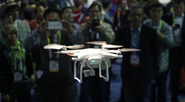 Diario HOY | Un dron controlado por IA derrota por primera vez a campeones humanos