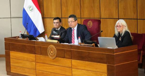 La Nación / PGN 2024: plantean reasignar USD 265 millones a salud y educación