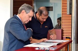 Miguel Prieto denuncia a los tres fiscales que le imputaron - ABC en el Este - ABC Color