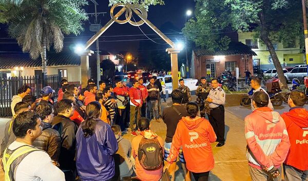 Robamotos dejaron en “offside” a deliverys en Luque •