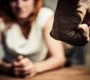 CDE: Una sola fiscal tiene a su cargo 3.500 denuncias por violencia - Paraguay.com