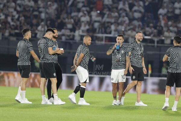 Versus / "Chiqui" sorprende: Los once guerreros de Olimpia para buscar la remontada ante Fluminense