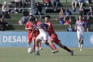 Sub 17: Cerro al frente, con caída de su escolta   - Fútbol - ABC Color