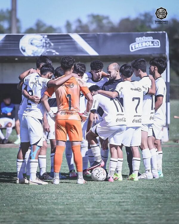 Olimpia se mantiene en la cima de la Sub 16 con amplia ventaja - Olimpia - ABC Color
