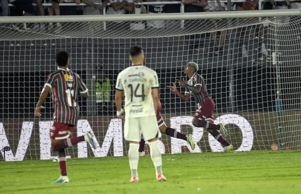 Olimpia vs. Fluminense: El “Tri”color aplasta la ilusión franjeada - Olimpia - ABC Color