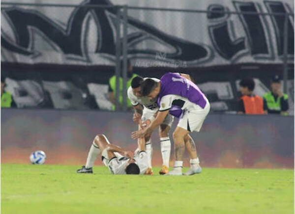 (GALERÍA) Mirá cómo terminaron los peloteros de la "O"