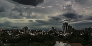 Anuncian jornada lluviosa con tormentas eléctricas para este viernes - trece