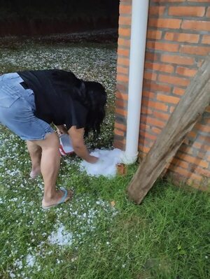 Temporal de granizo y lluvia se registró en Acahay - Nacionales - ABC Color