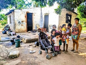 Gente de escasos recursos reclama sensibilidad de autoridades para continuar con comedor social – La Mira Digital