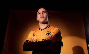 Versus / El número de camiseta que llevará Enso González en el Wolverhampton