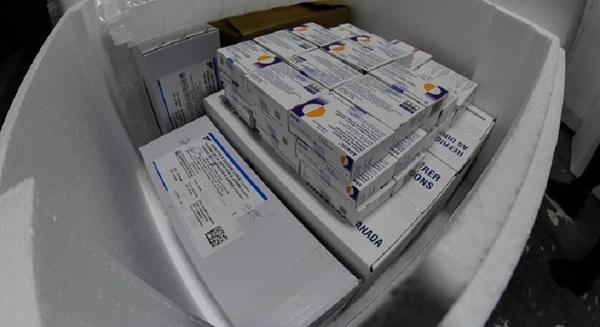 Salud inicia distribución de 80.000 vacunas contra VPH en todo el país