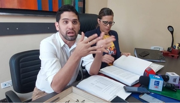 Presentan denuncia penal por “Estafa y Lesión de Confianza” contra expresidente de IPS y Consejeros