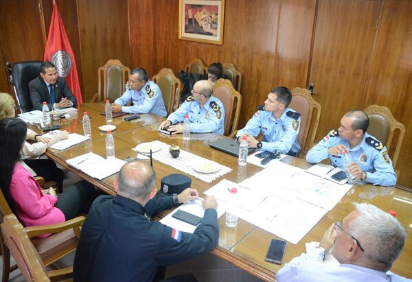 UNA y Policía Nacional refuerzan medidas para garantizar la seguridad en el campus - .::Agencia IP::.