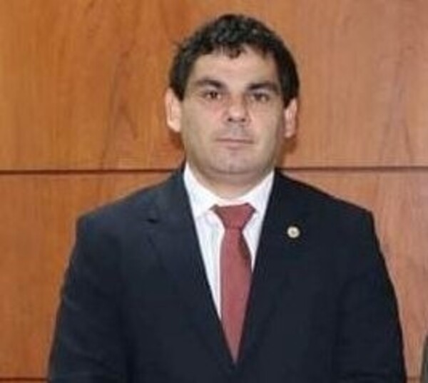 Abogado cercano a Jorge Bogarín es el nuevo director jurídico de IPS - El Independiente