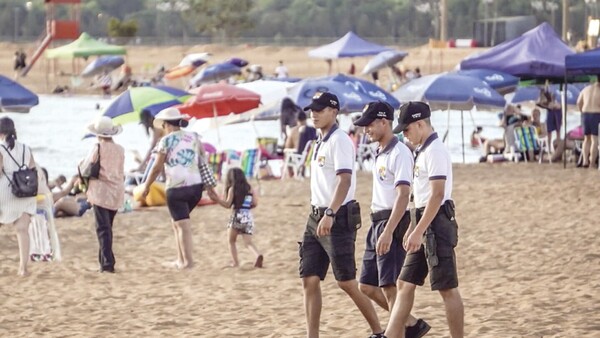 Playas de Encar están a punto: 60 se capacitan para recibir a turistas
