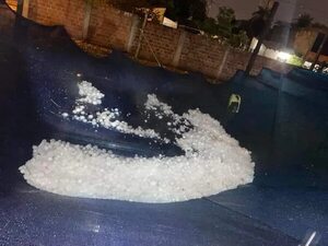 Autoridades no registran daños materiales en intensa granizada en ciudades de Itauguá, Capiatá y San Lorenzo - Nacionales - ABC Color