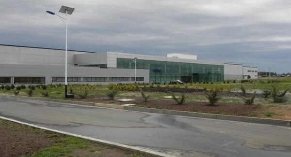 La compra de plantas frigor铆ficas de la brasile帽a Minerva genera "preocupaci贸n" en Uruguay - Revista PLUS
