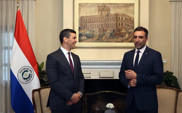 Santiago Peña habla de inversiones extranjeras con embajador británico - ADN Digital