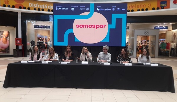 Somospar invita a mujeres a postularse a becas en formaci贸n en liderazgo - Revista PLUS