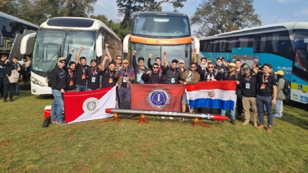 COHETE PARAGUAYO GANA PREMIO POR INNOVACIÓN EN BRASIL
