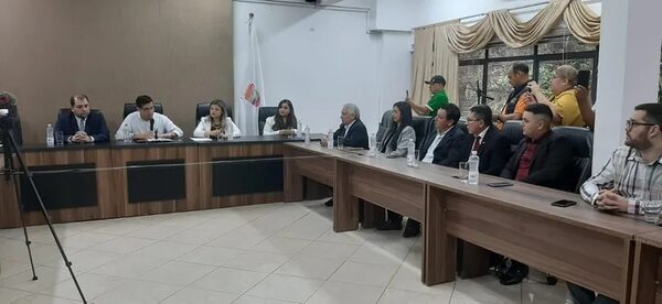 Constatan baja ejecución presupuestaria en la Gobernación de Alto Paraná - ABC en el Este - ABC Color