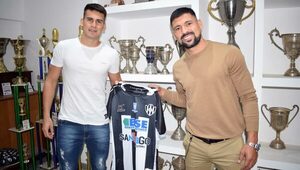 Juan Patiño y Christian Ocampos fueron presentados en su nuevo equipo
