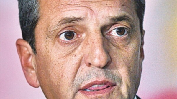 Gobierno argentino congela tarifas del transporte