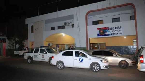 Presos causan principio de incendio en comisaría de San Lorenzo