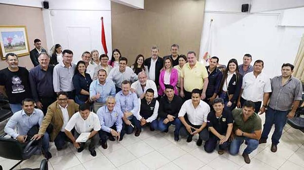 Nelson Cano reclamó a Itaipú obras de gran envergadura para Hernandarias | DIARIO PRIMERA PLANA